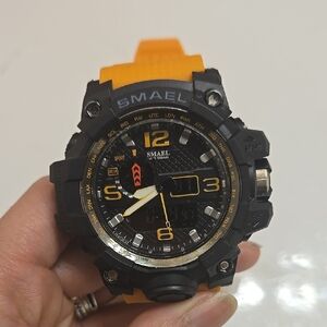 SMAEL Black and Orange Sport Watch